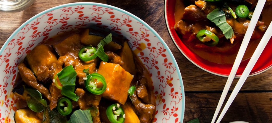 Curry Paste - Red curry with aubergines