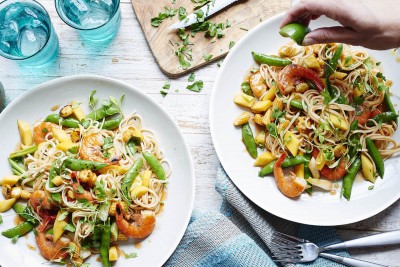 Sweet and Sour Mango Prawns | Recipes | Blue Dragon