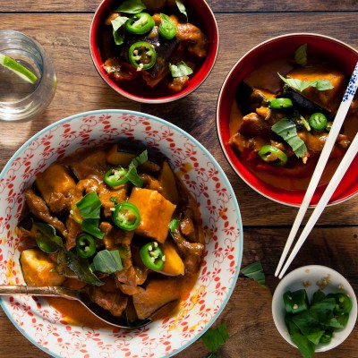 Aubergine thai discount red curry